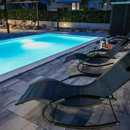 Gorgeous In With Wifi *