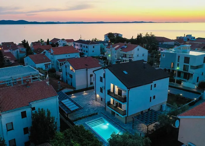 アパート Gorgeous In With Wifi ザダル