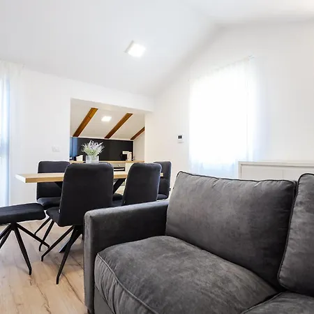 Gorgeous In With Wifi Zadar