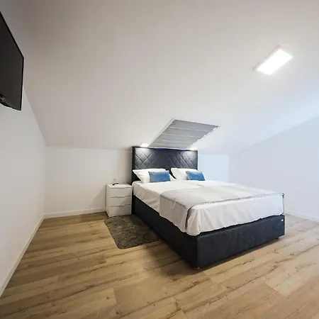 Gorgeous In With Wifi Apartment *